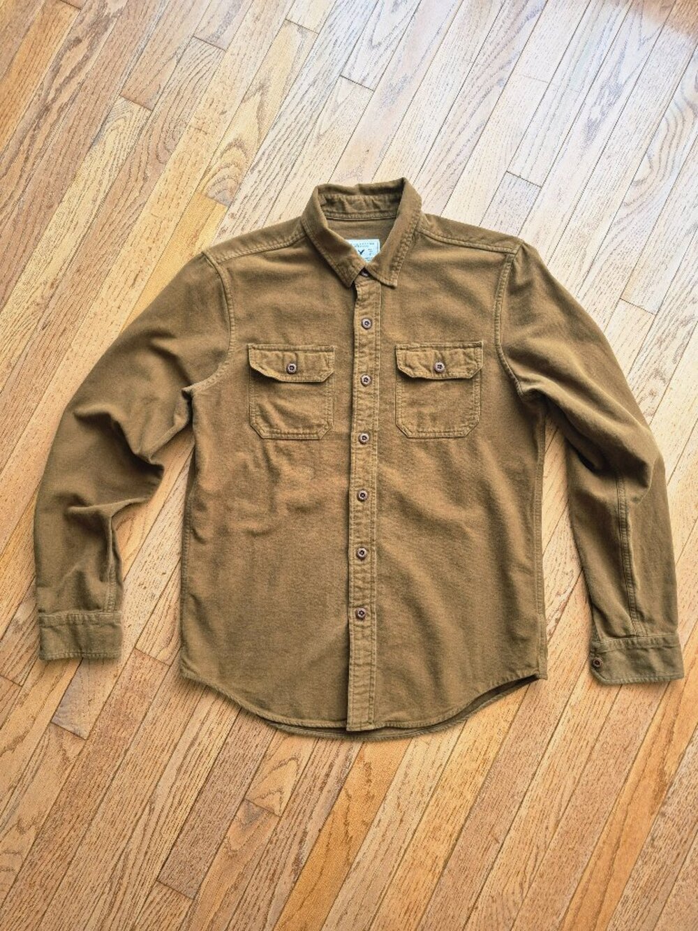 American Eagle Outfitters Button Up Men's Medium
